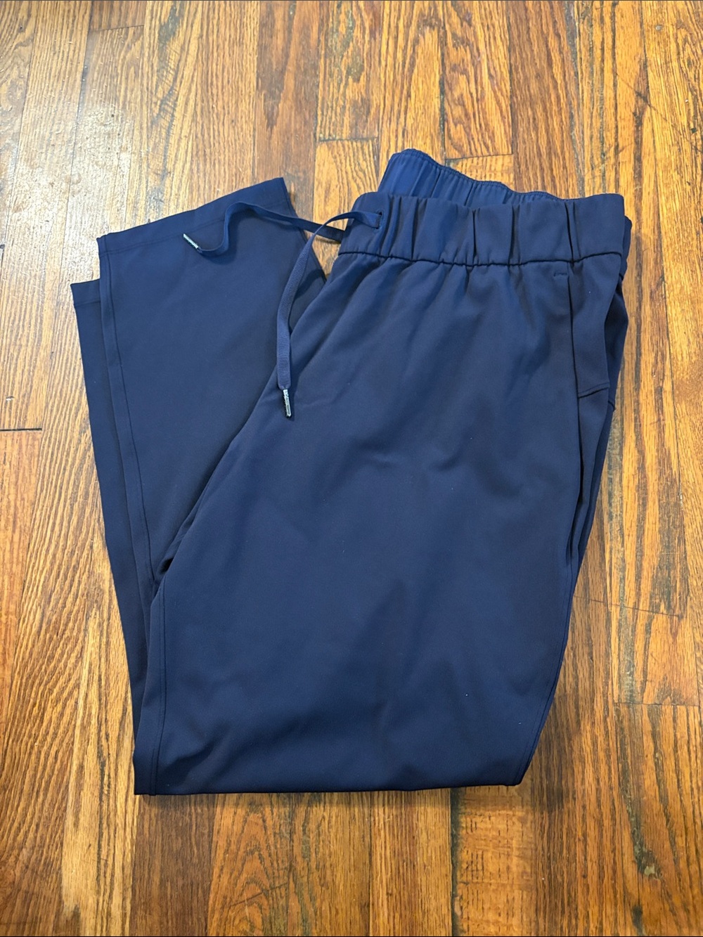 🎉Like New! Lululemon athletica Navy Cropped Drawstring Pants
